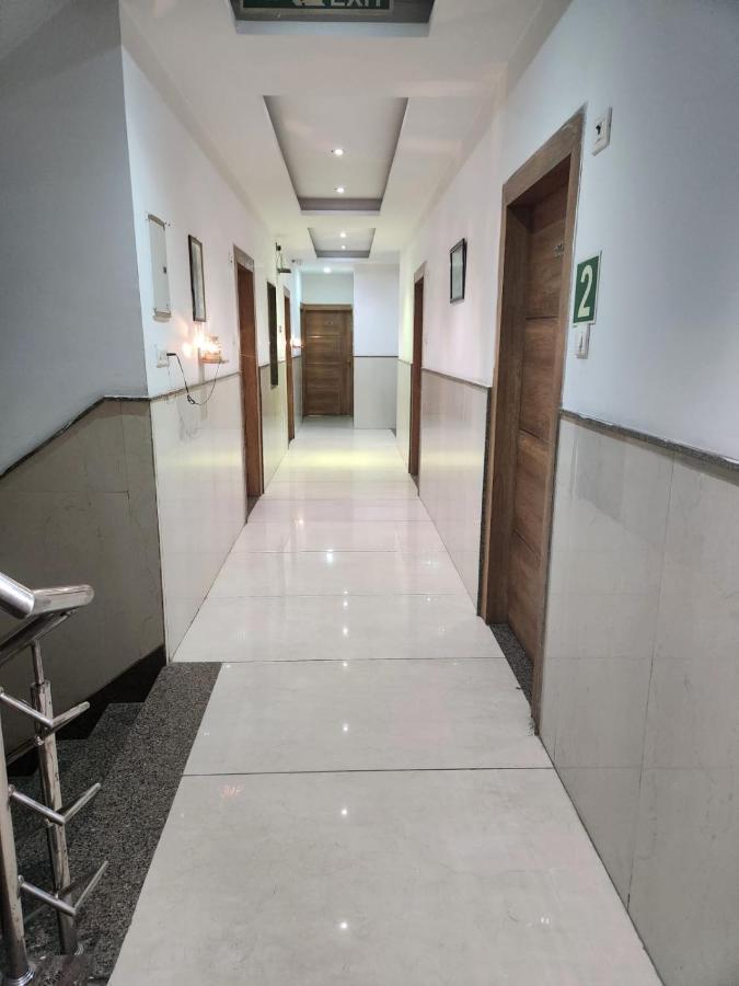 Hotel Ambe Inn By Ambience Delhi Igi Airport New Delhi Exterior foto