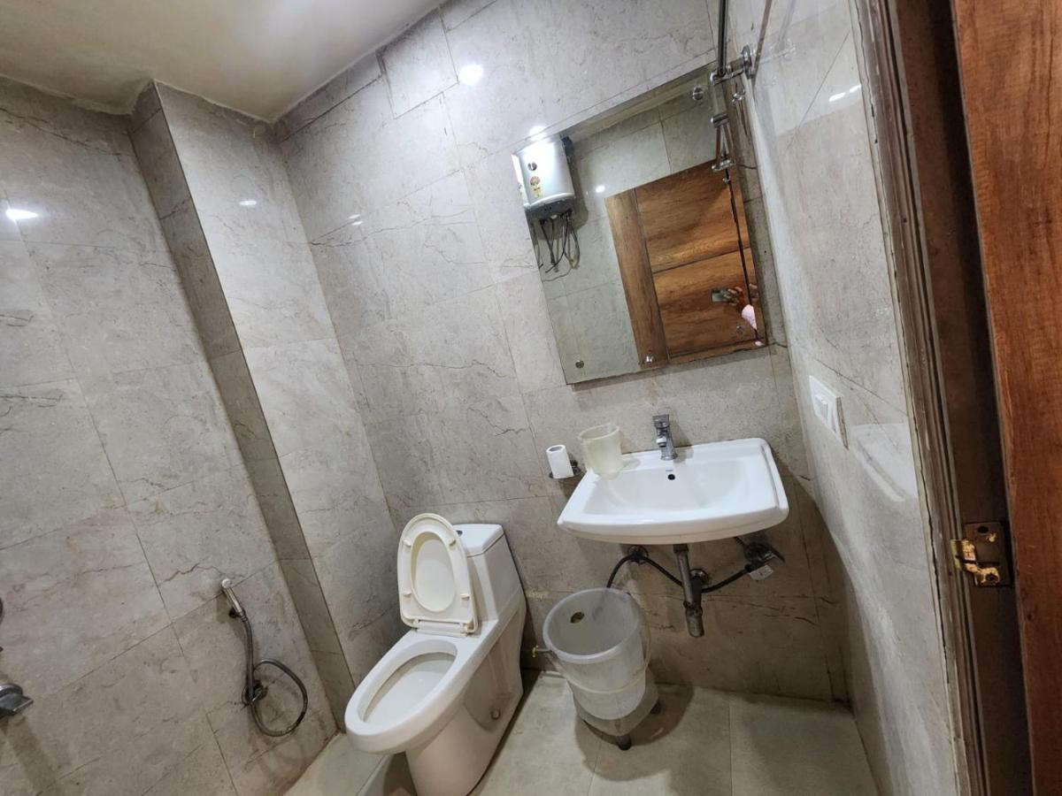 Hotel Ambe Inn By Ambience Delhi Igi Airport New Delhi Exterior foto