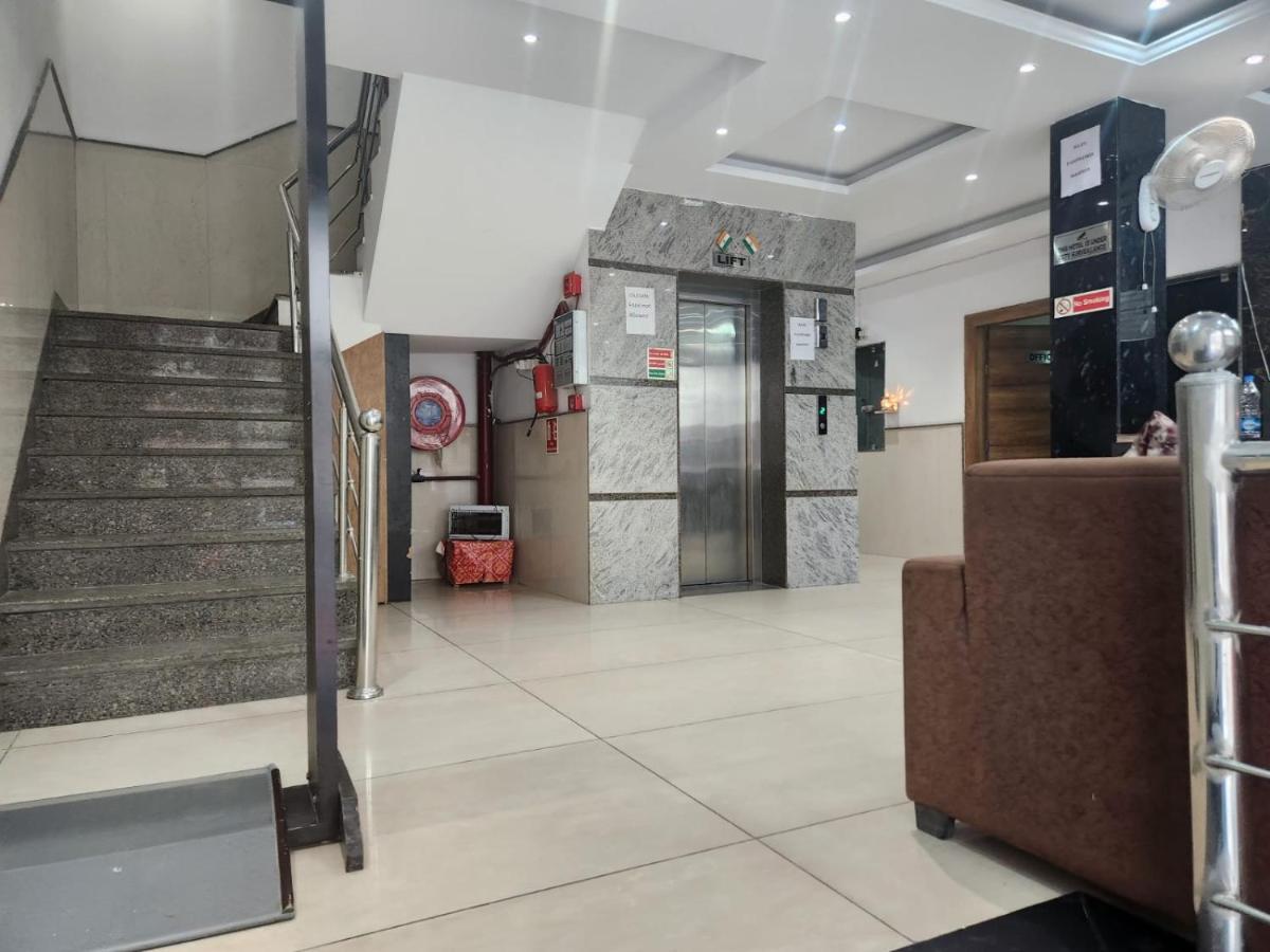 Hotel Ambe Inn By Ambience Delhi Igi Airport New Delhi Exterior foto