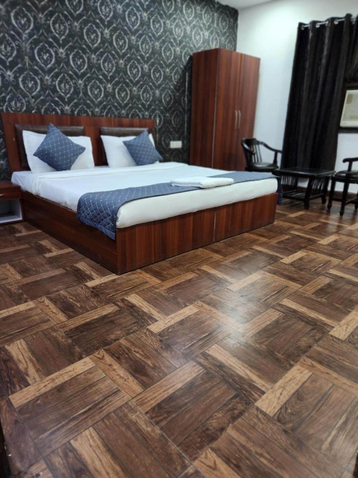 Hotel Ambe Inn By Ambience Delhi Igi Airport New Delhi Exterior foto